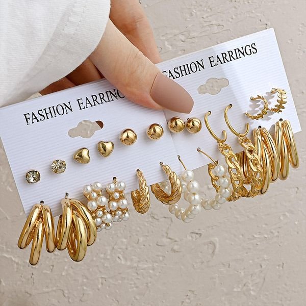 Retro Gold Geometric Women's Earring Set Cross-Border Hot Selling Trendy Fashion Pearl Hoop Earrings Inlaid Diamonds Wholesale